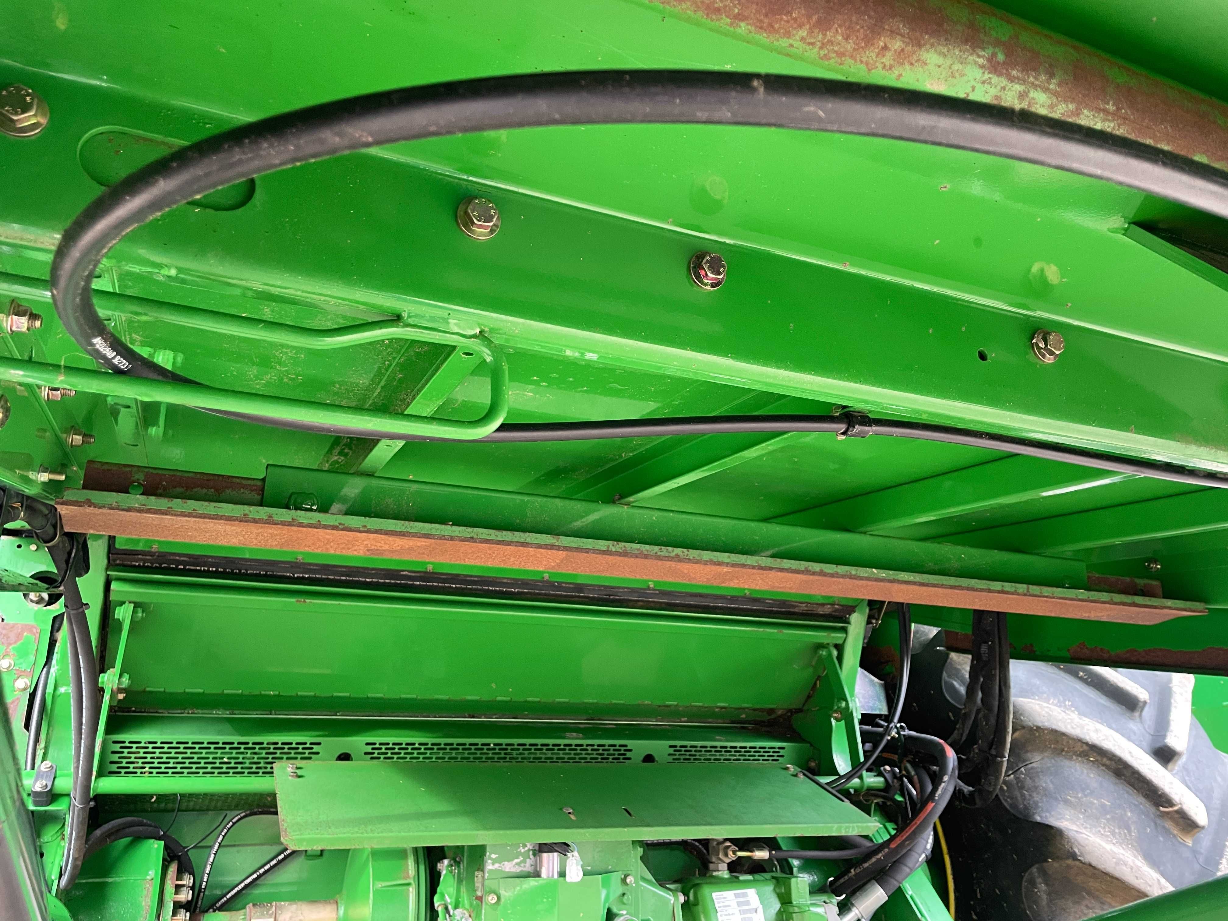 John Deere T670 625R 2010p