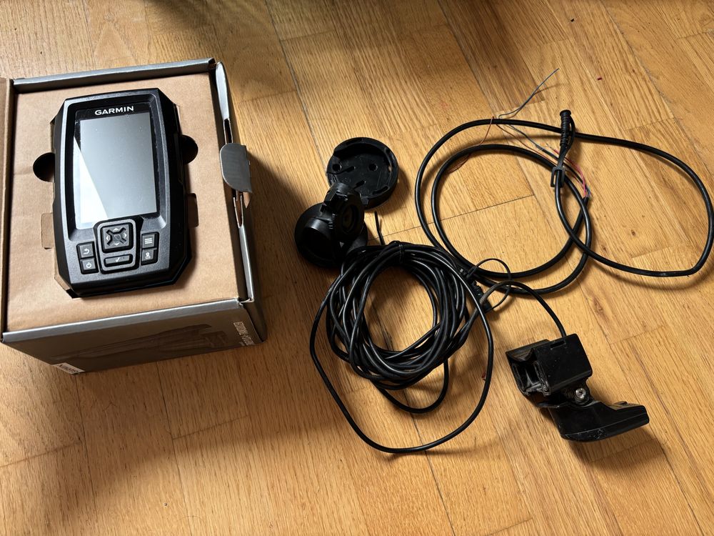 Echosonda Garmin Striker Plus 4