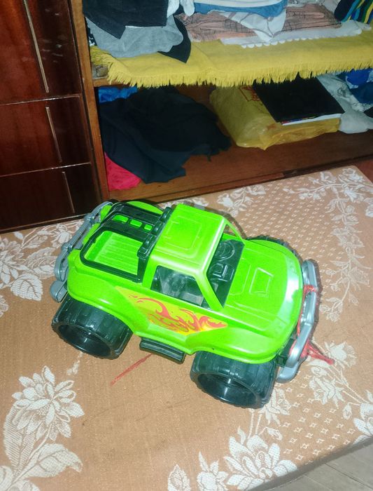 Пакет машинок б/в