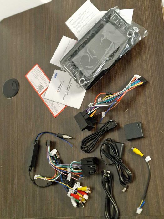 sytemu multimedialnego do auta  DVD Z wyświetlaczem oraz GPS