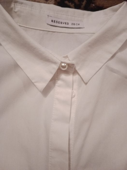Biała koszula z Reserved