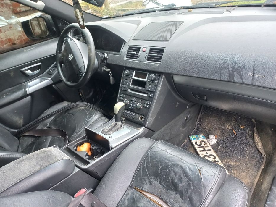 Продам Volvo xc 90.