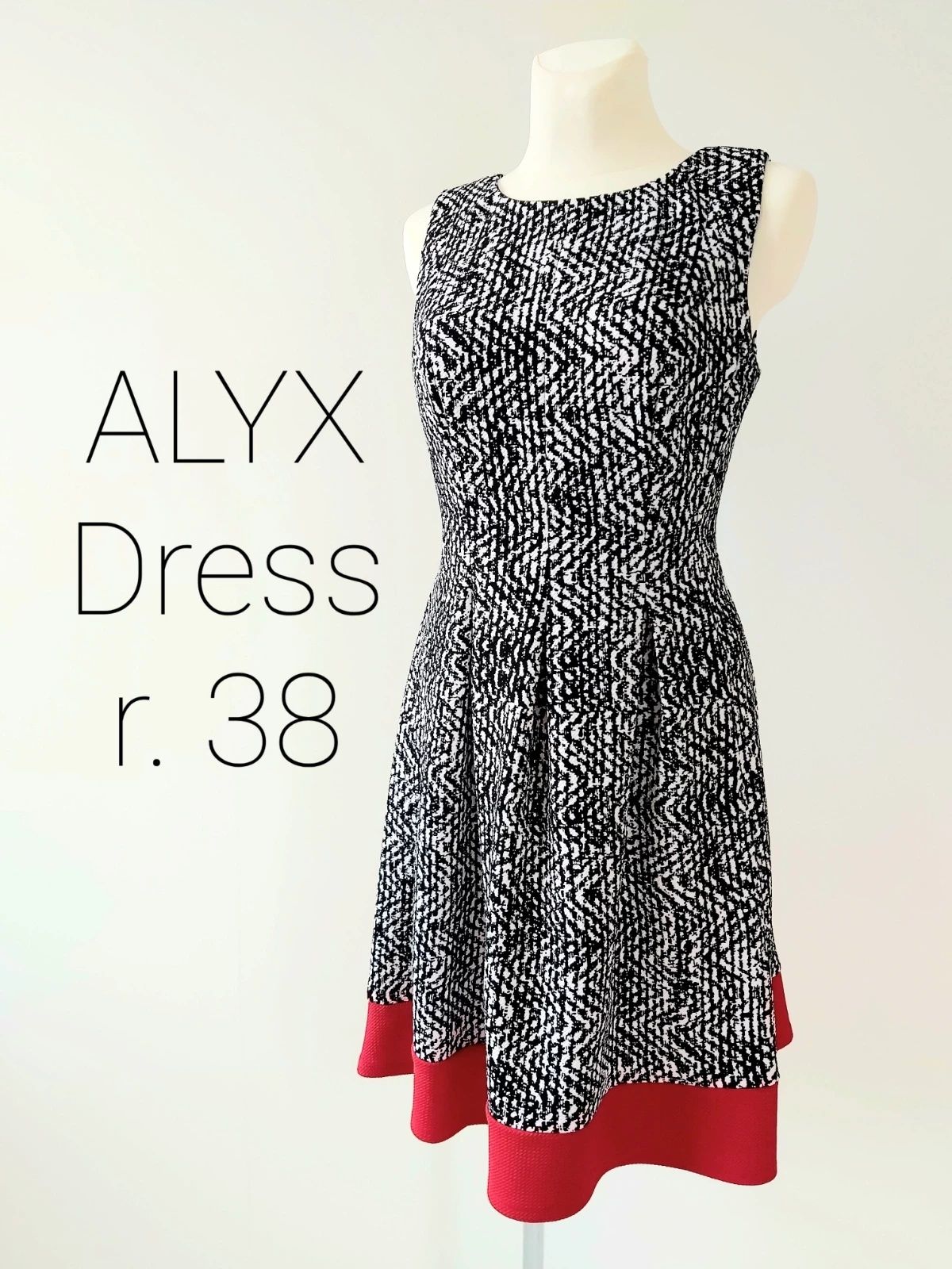 Sukienka Alyx rozmiar 38 rozciągliwa