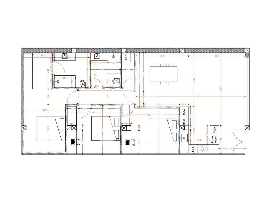 Apartamento T3 Renovado na Praia da Barra .