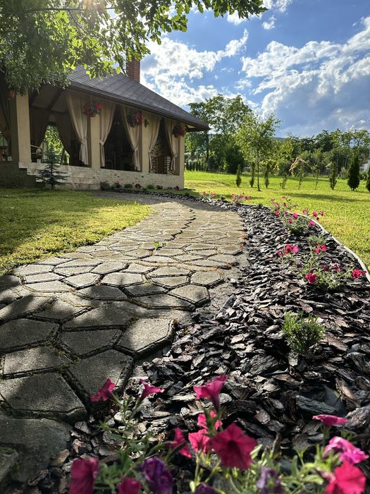 Здається будинок