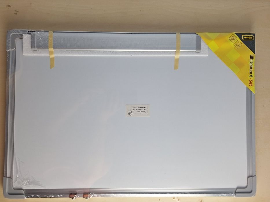Idena tablica suchościeralna 60x40 cm – magnetyczna, z ramą aluminiową