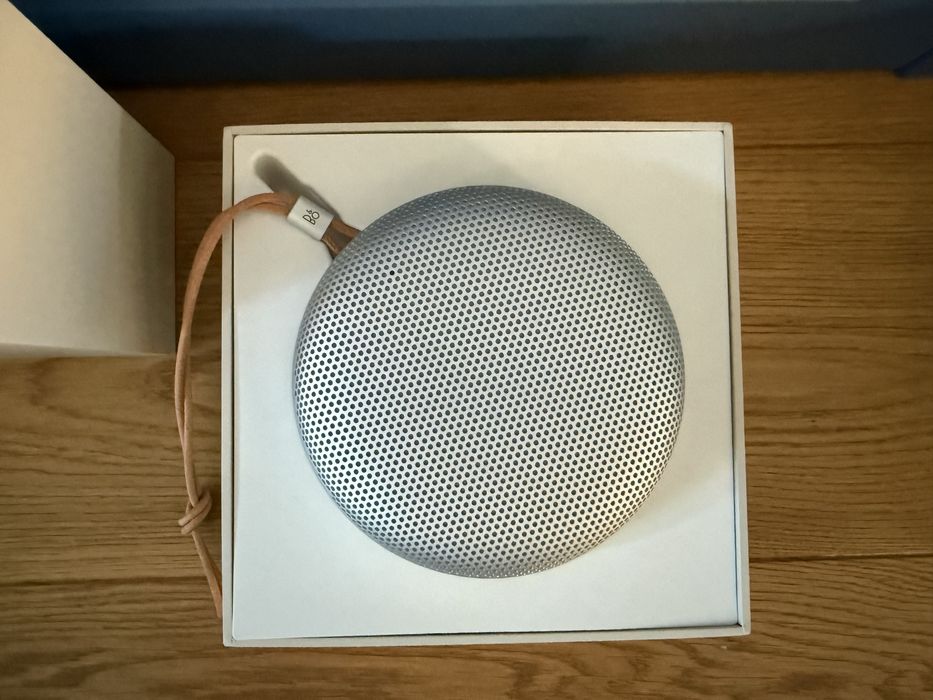Bang & Olufsen Beosound A1 3rd Gen Natural Aluminium Srebrny