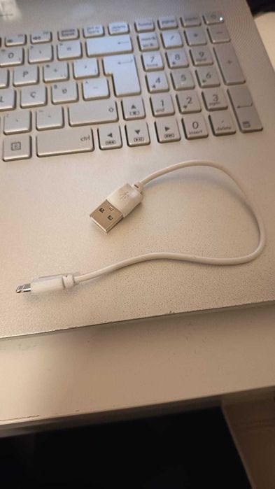 Bluetooth Wireless Earphones (Left Side Only)64284522388098124