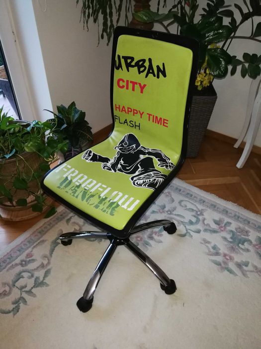 Krzesło fotel do biurka ikea młodzieżowy urban city style dzieciecy