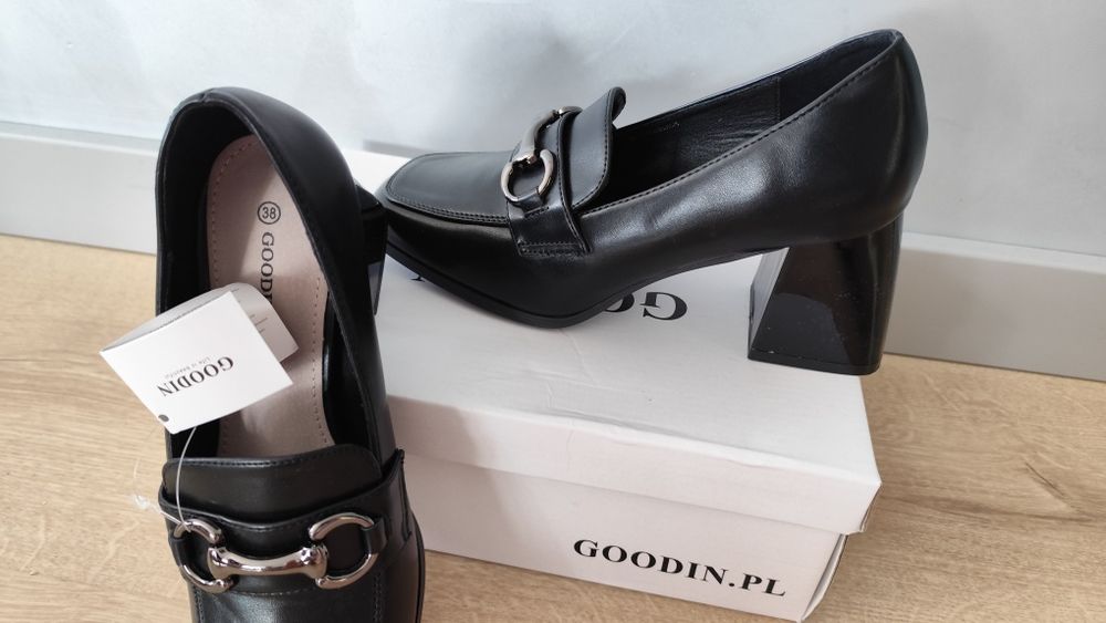 Nowe czarne mokasyny kaczuchy wygodne stabilne Goodin  38