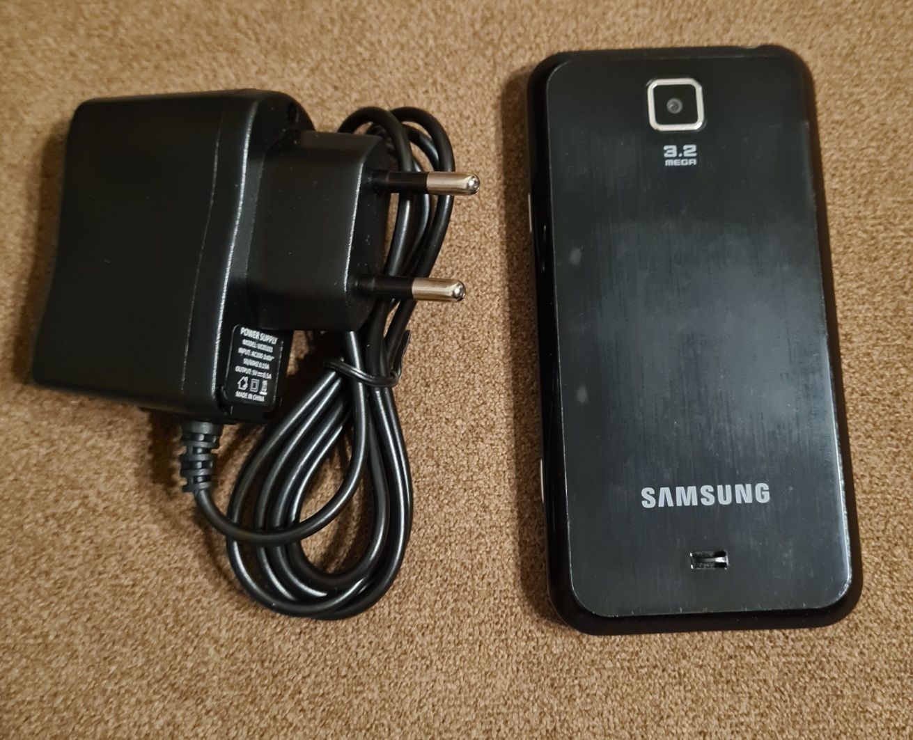 Samsung Star ll  Duos GT-C6712
Duos GT-C6712
Duos GT-C6712