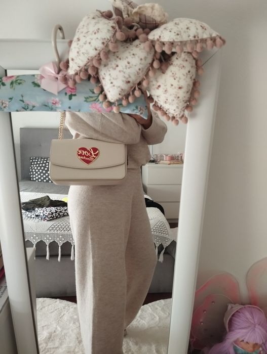 Mala love moschino original