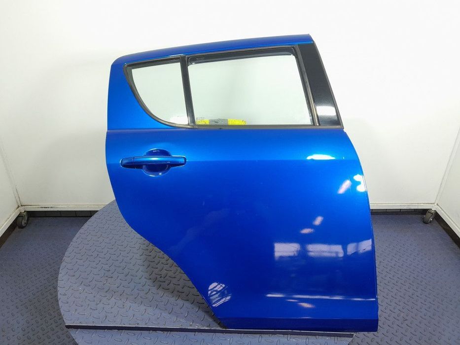 SUZUKI SWIFT IV MK7 DRZWI TYŁ TYLNE  PRAWE ZCG