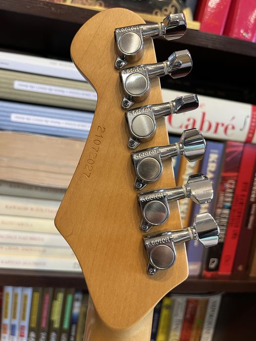 Gitara ekektryczna Mayones Flame Bell Stratocaster