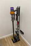Nowy Stojak do Odkurzaczy Dyson V7 V8 V10 V11 V12 V15 GEN5 Uchwyt
