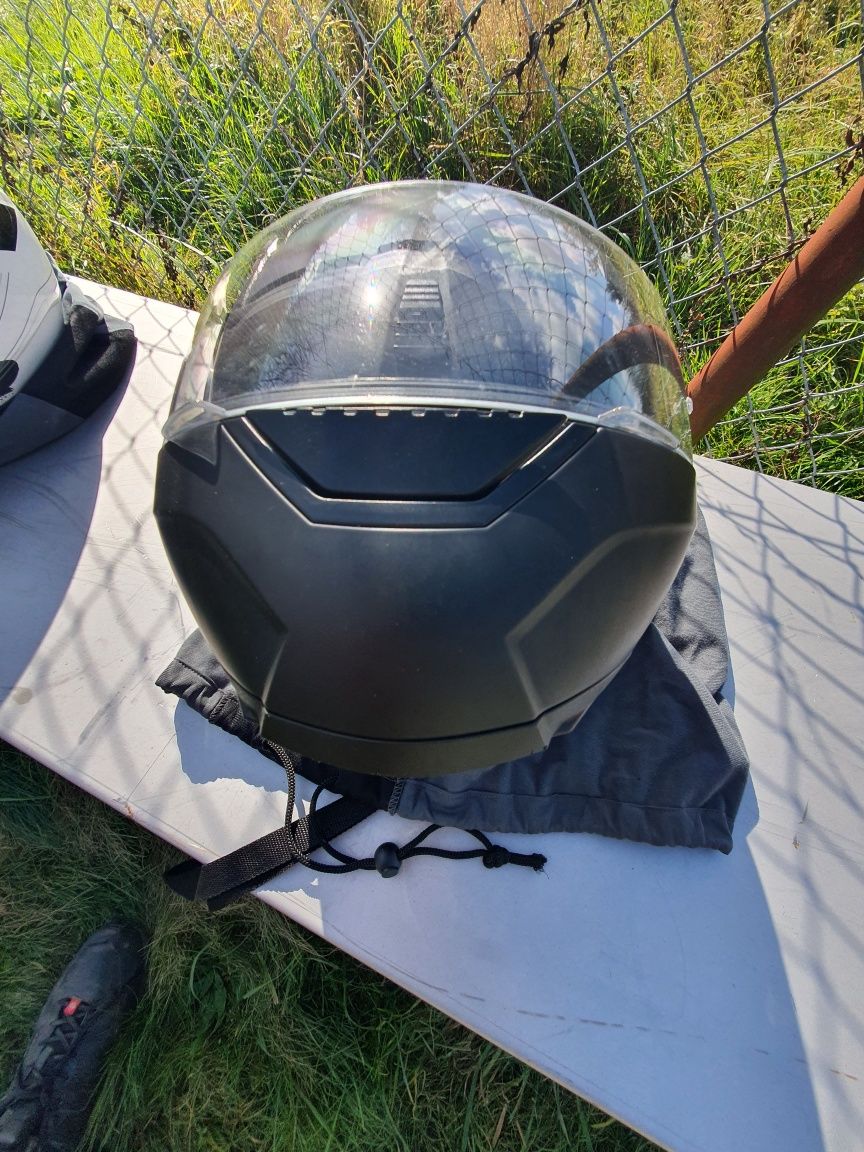 Kask szczękowy z pokrowcem
