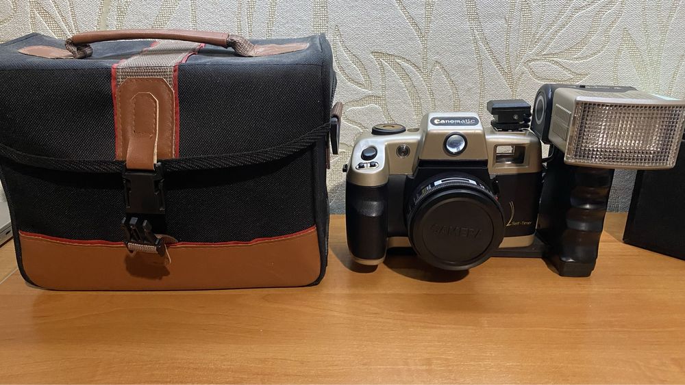 Фотоапарат Canomatic плівочний