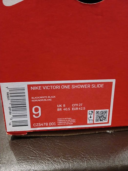 Чоловічі тапочки NIKE VICTORI ONE SHOWER SLIDE 42,5 EU 41,5 UA 27 см