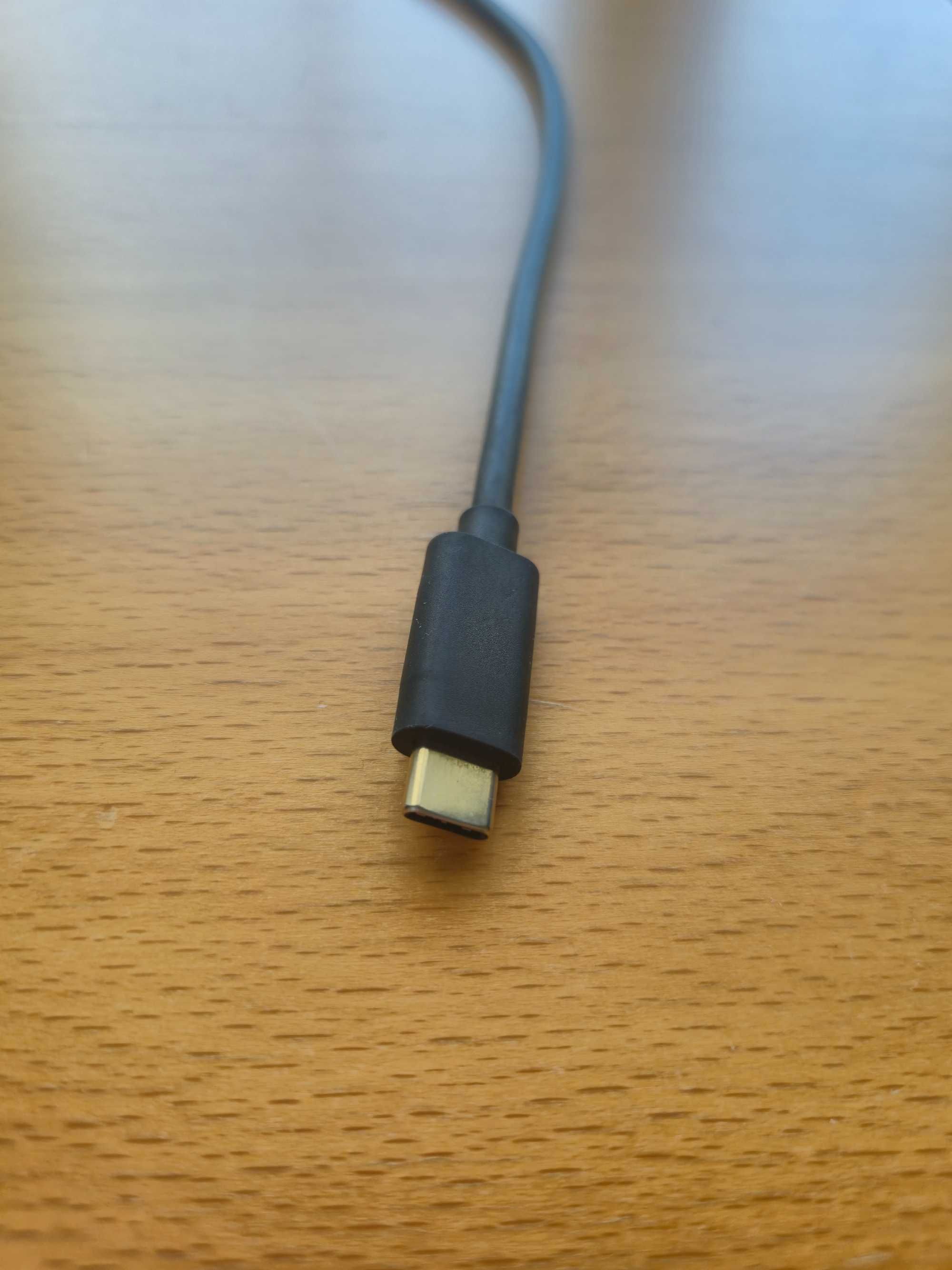 Adaptador USB-C HP Universal Multiport Preto