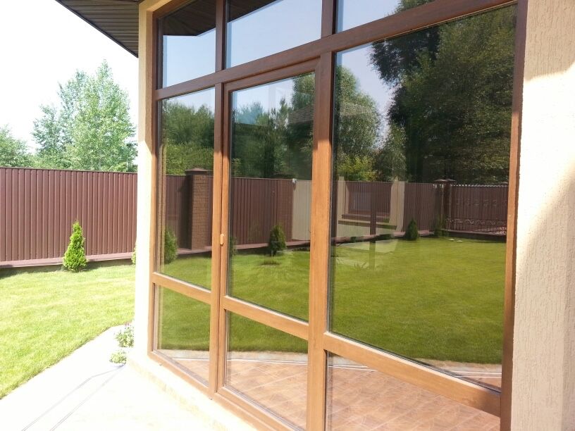 Дзеркальна плівка на вікна,тонування скла.Бронювання вікон.