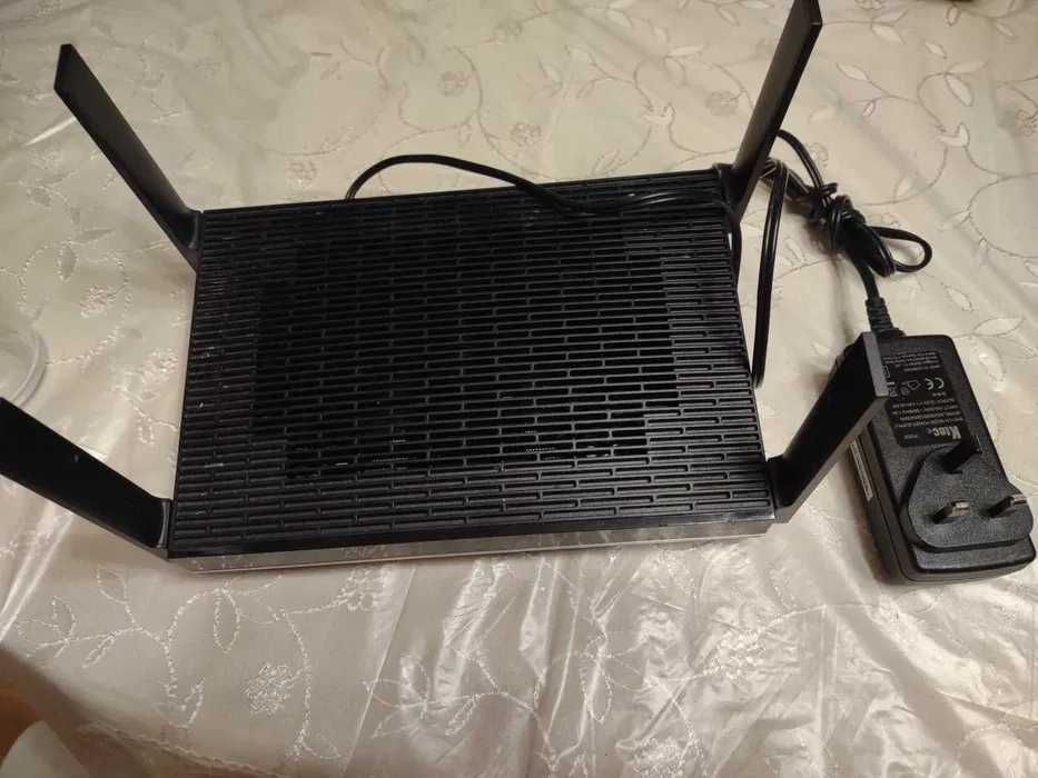 Linksys Mesh MR9600 MAX-STREAM AX6000 Bezp. router 2,4/5GHz Wi-Fi 6