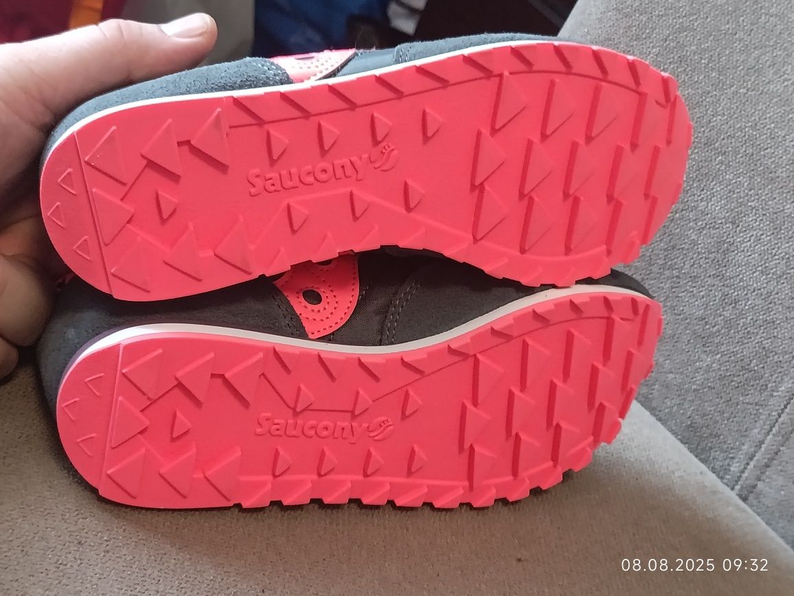 Saucony Jazz 35 розмір 22,5 см устілка