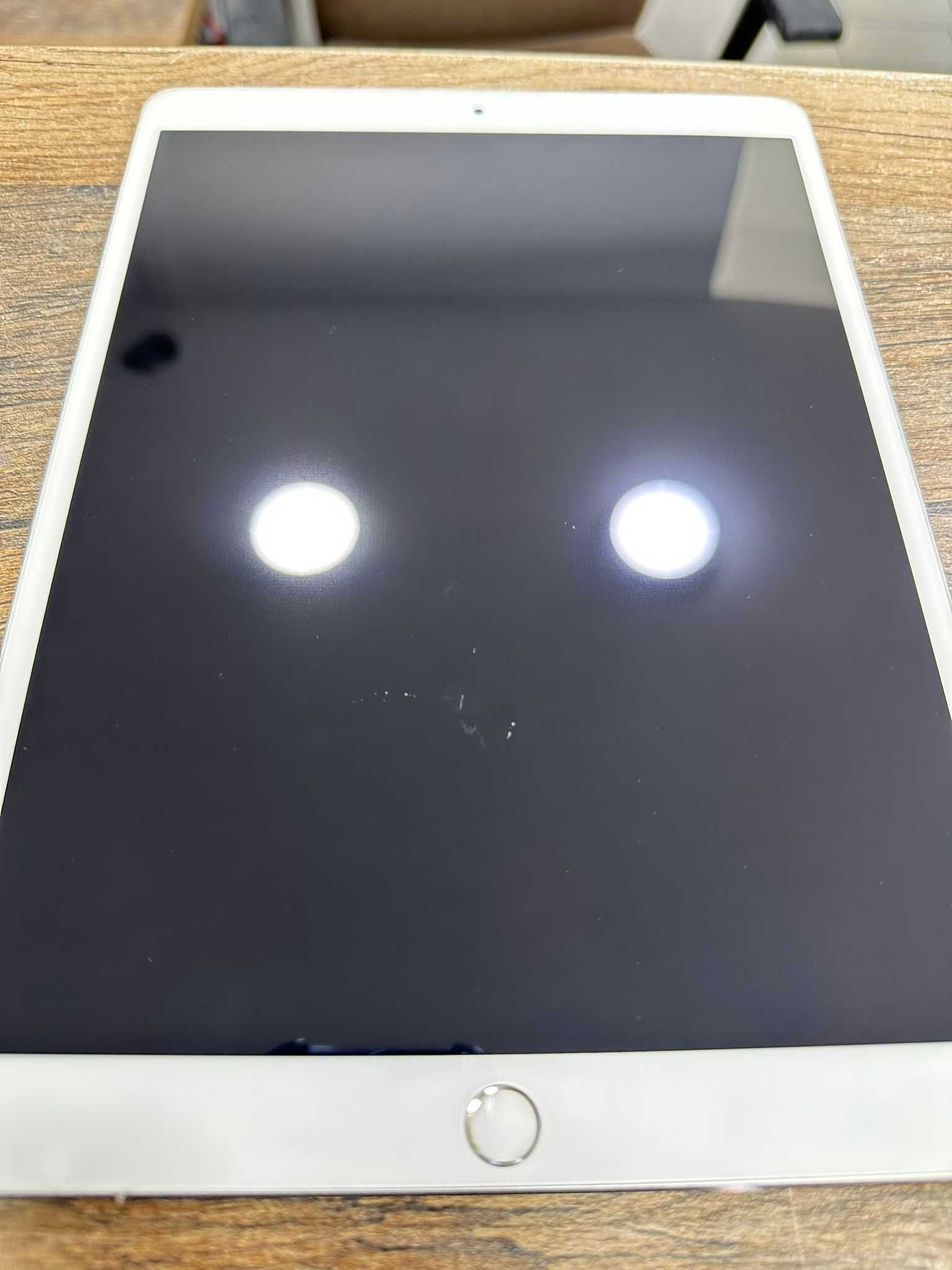 iPad Tablet Apple Pro 10.5-inch 64GB Silver A1701 bdb gwarancja