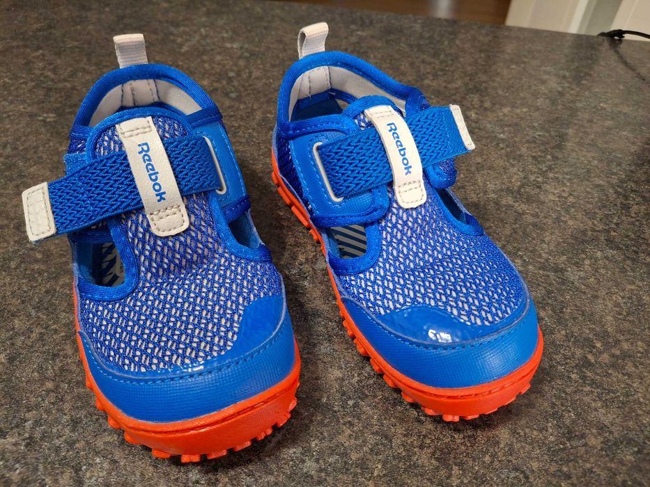Buty reebok r. 25