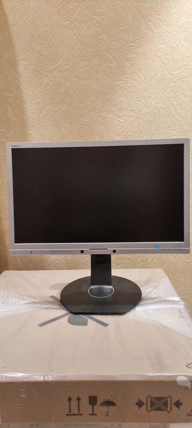 Монітор Philips 241P6Q