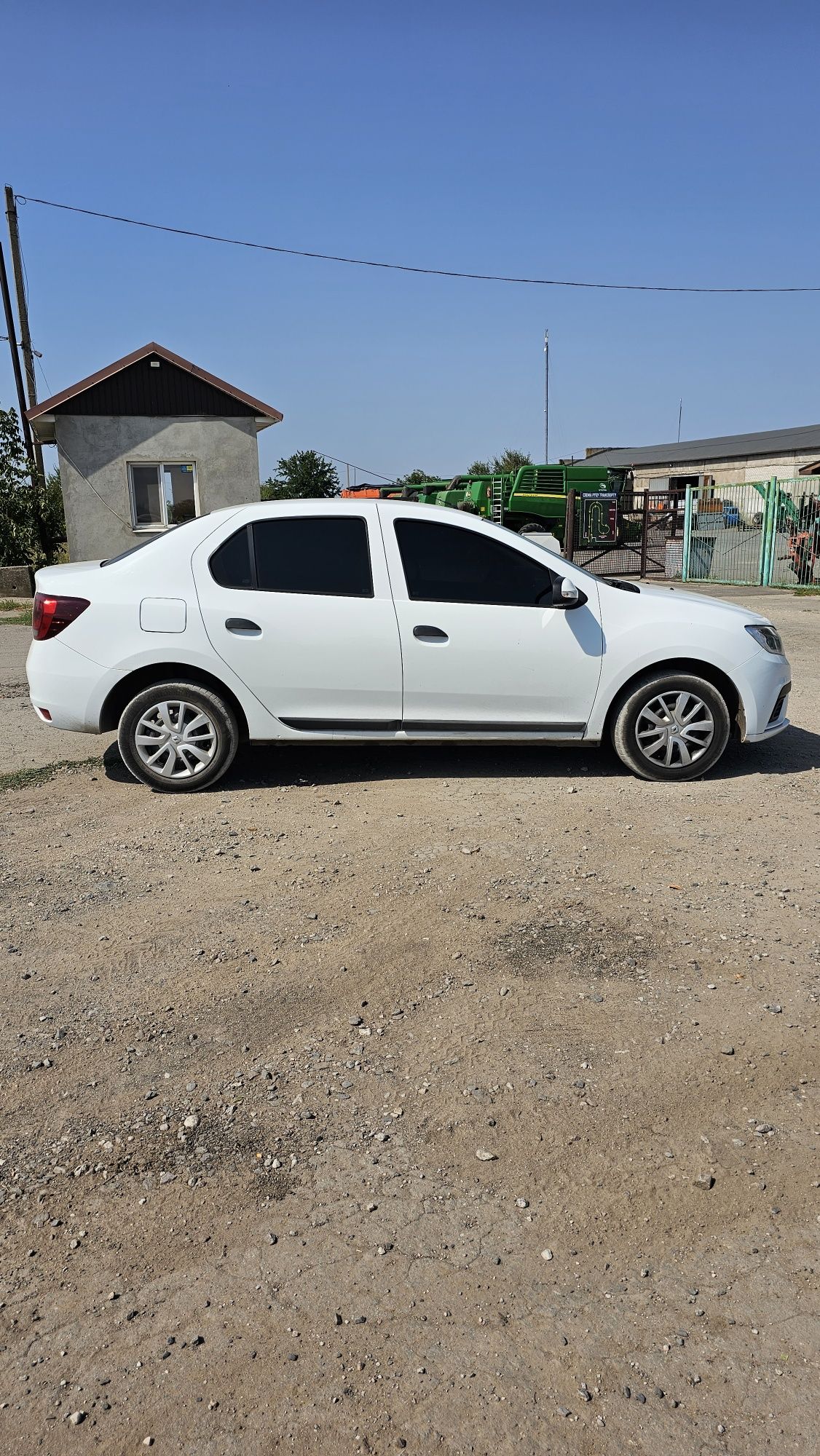 Рено Логан 2019 дизель официал  Renault Logan