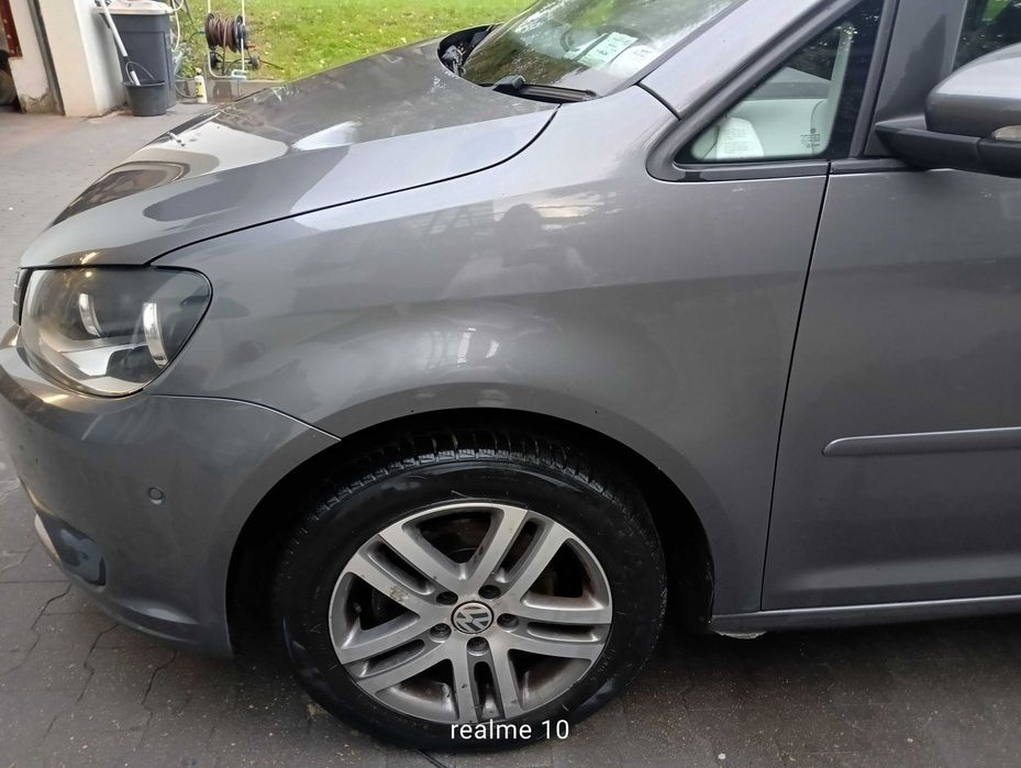 Błotnik lewy VW Touran II LD7R