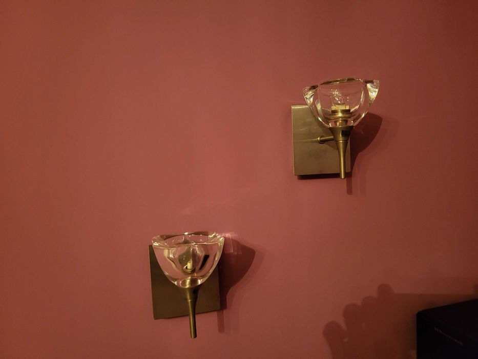 Elegancka lampa pokojowa z kinkietami