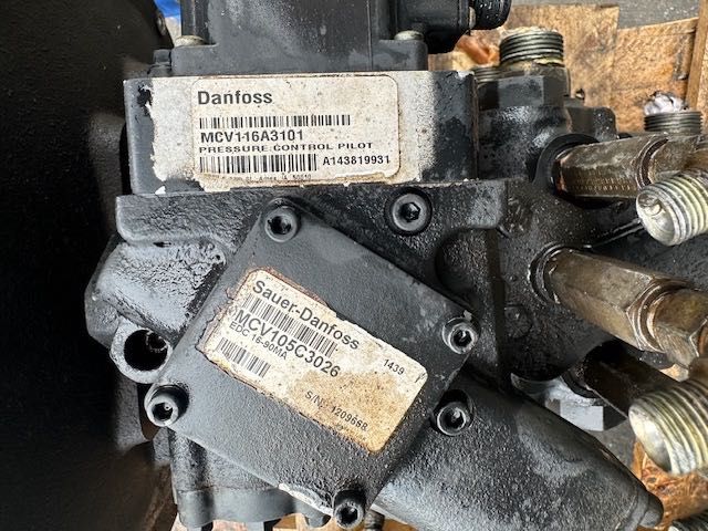 danfoss pompa hydrauliczna do silnika deutz 1011