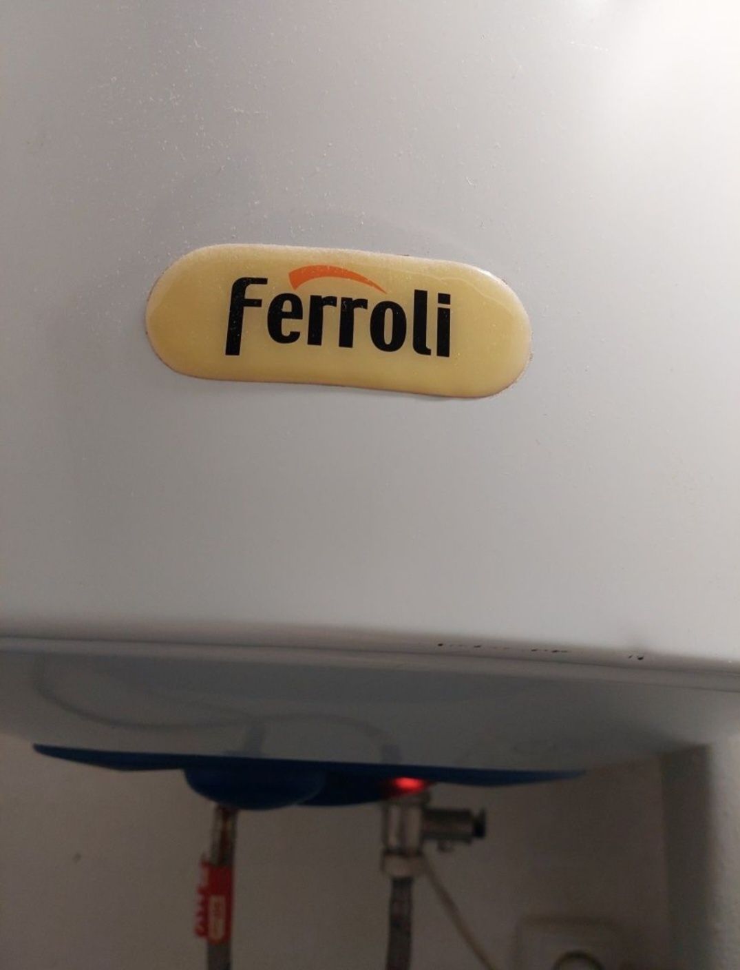 Водонагреватель Ferroli