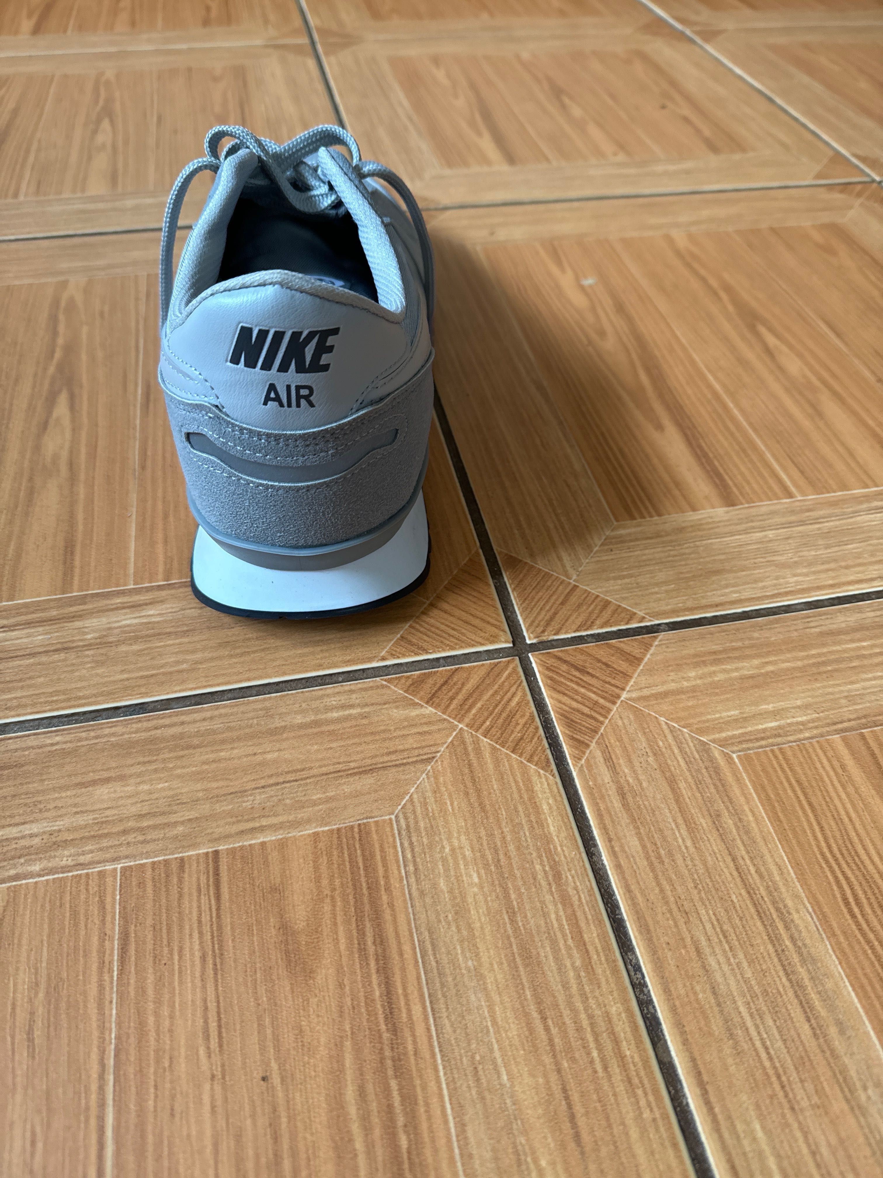 Продаю кросівки Nike air