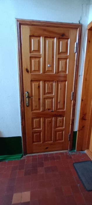 Двері вхідні дерев'яні б/у