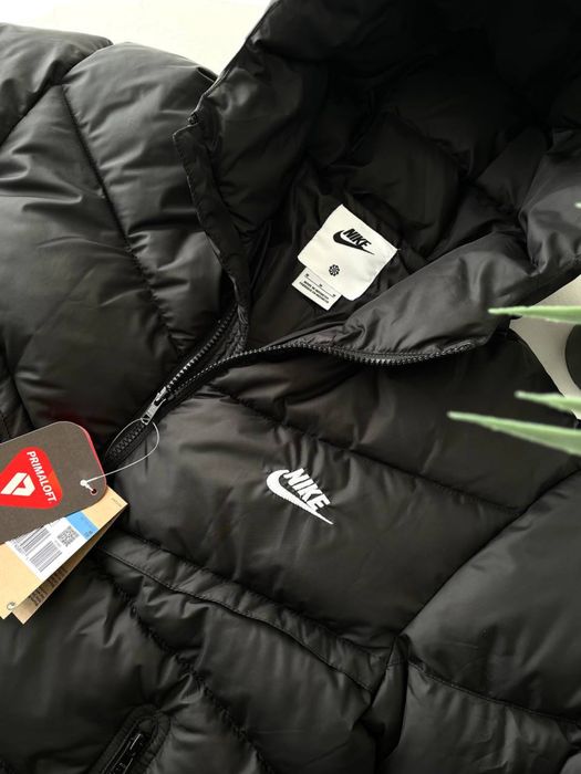 Пуховик Nike Storm-Fit