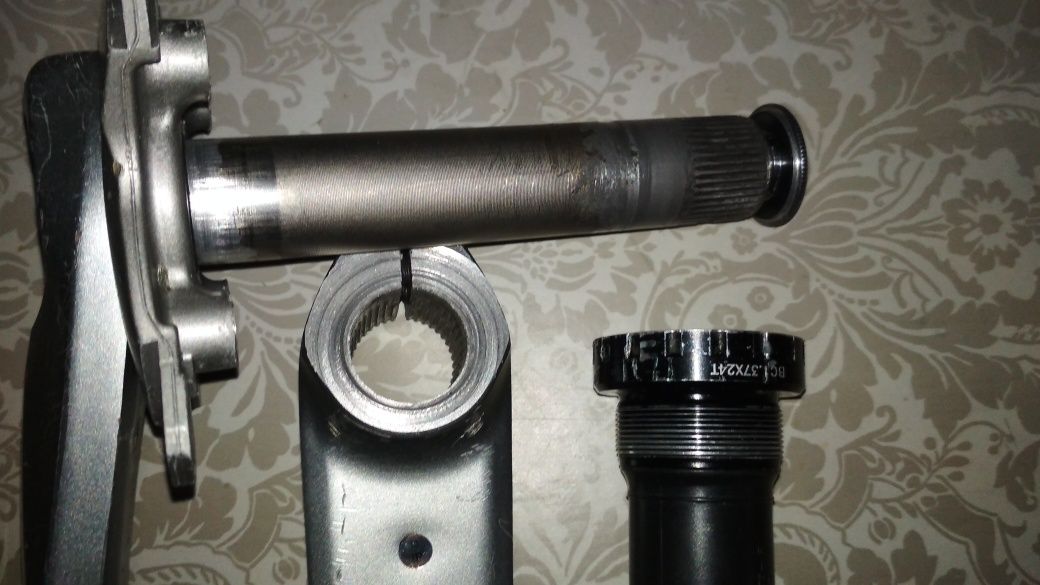 Шатуны Shimano Deore LX каретка Шимано