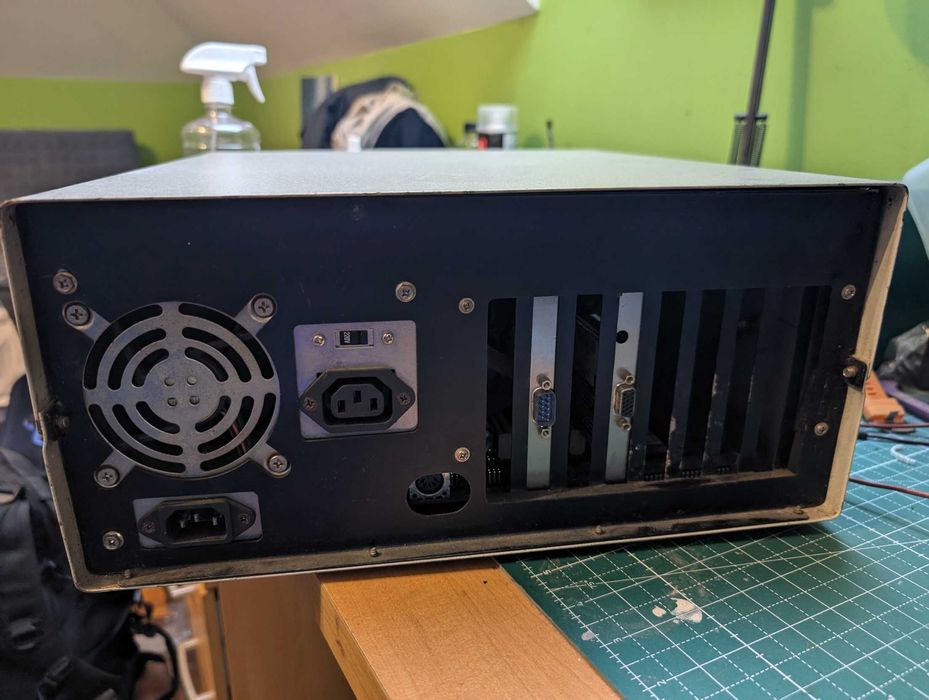 Komputer retro Intel Pentium Socket 7 / AOpen AP5K / IDE /DOS