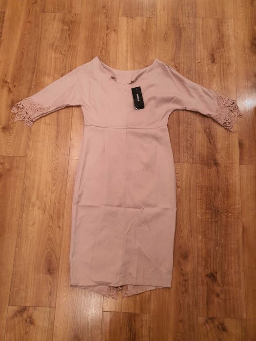 Sukienka cudo 3/4 rękaw prosta koronka elegancka morelowy roz.XL 40-42