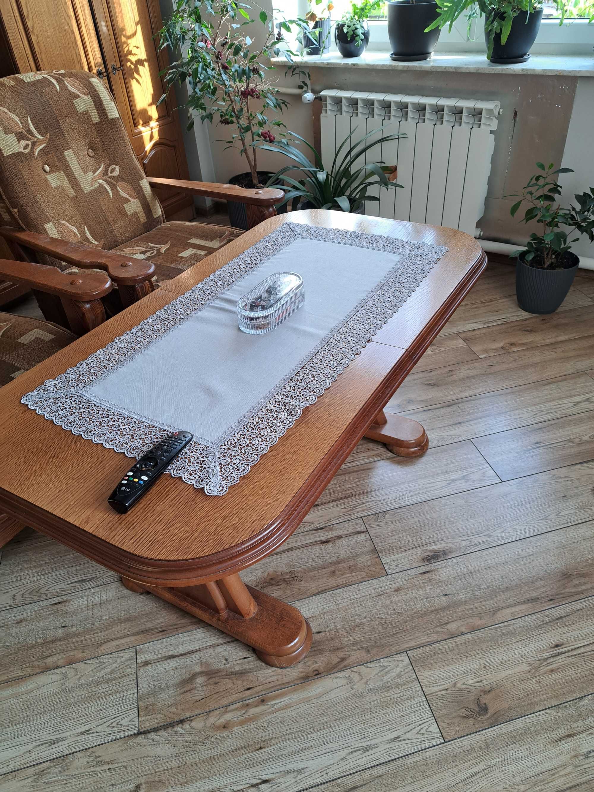 Sprzedam meblościankę z frontami dębowymi, ławę, dwa fotele, wersalkę