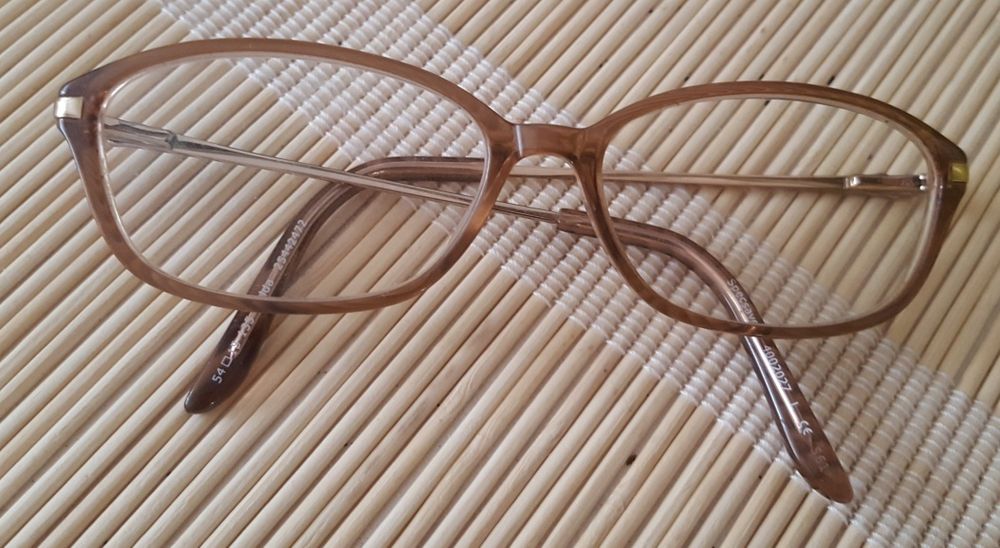 Oprawki okularowe Specsavers