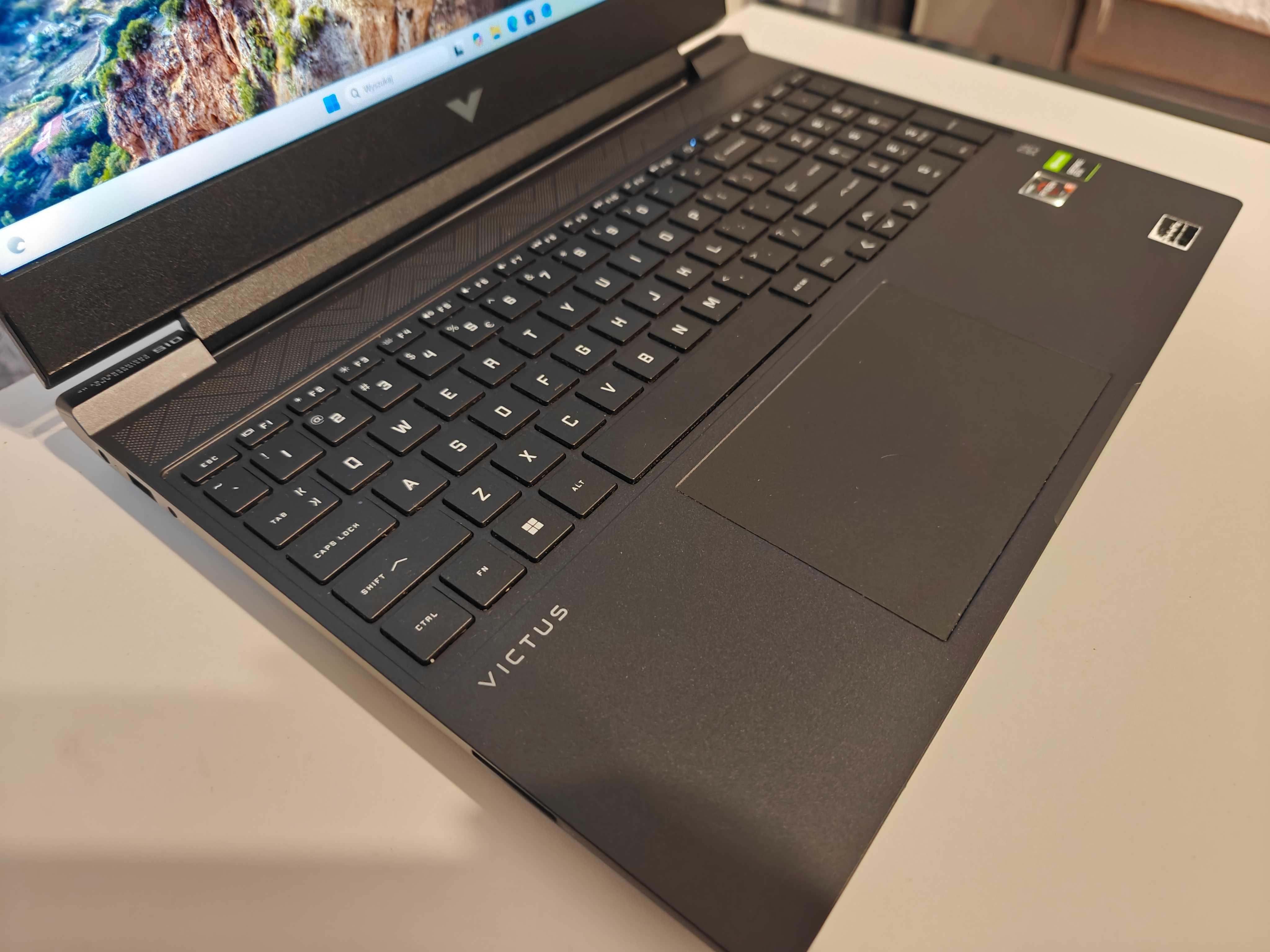 Laptop HP Victus 15 LED IPS Ryzen 5600h 16gb ram 2TB SSD GTX 1650