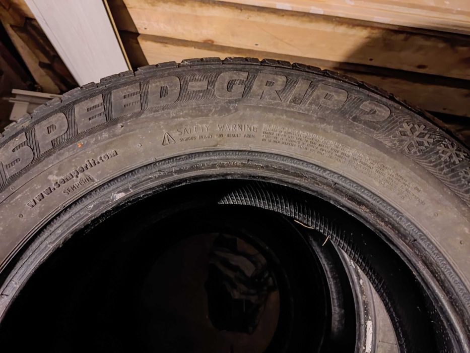 Зимові шини  R16