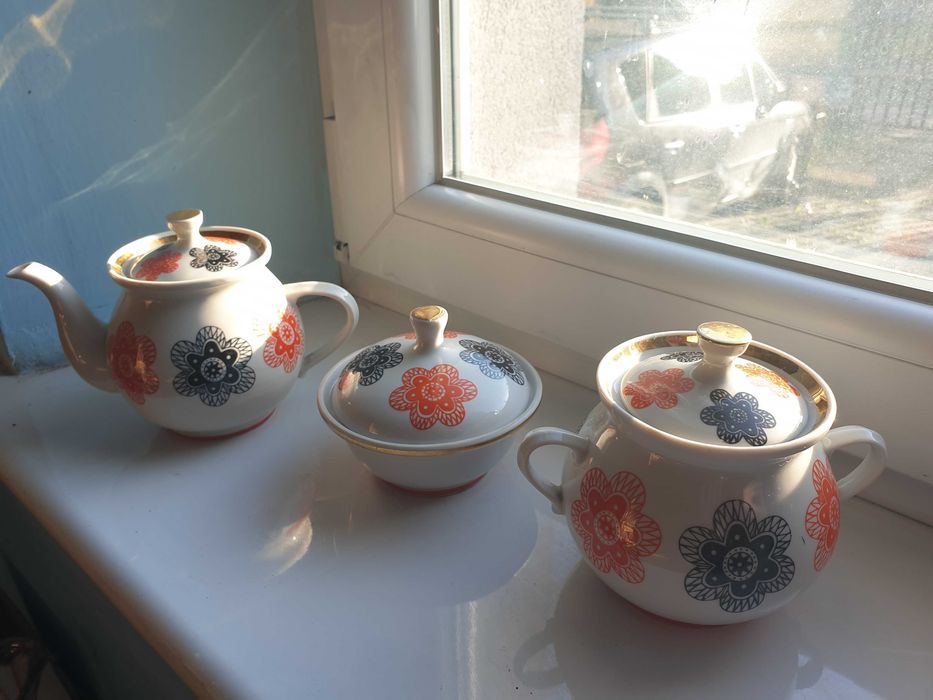 dzbanek do parzenia herbaty, cukiernica, maselniczka, porcelana