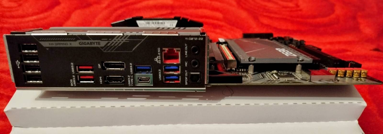 Материнская карта ATX Gigabyte Z690 GAMING X DDR4