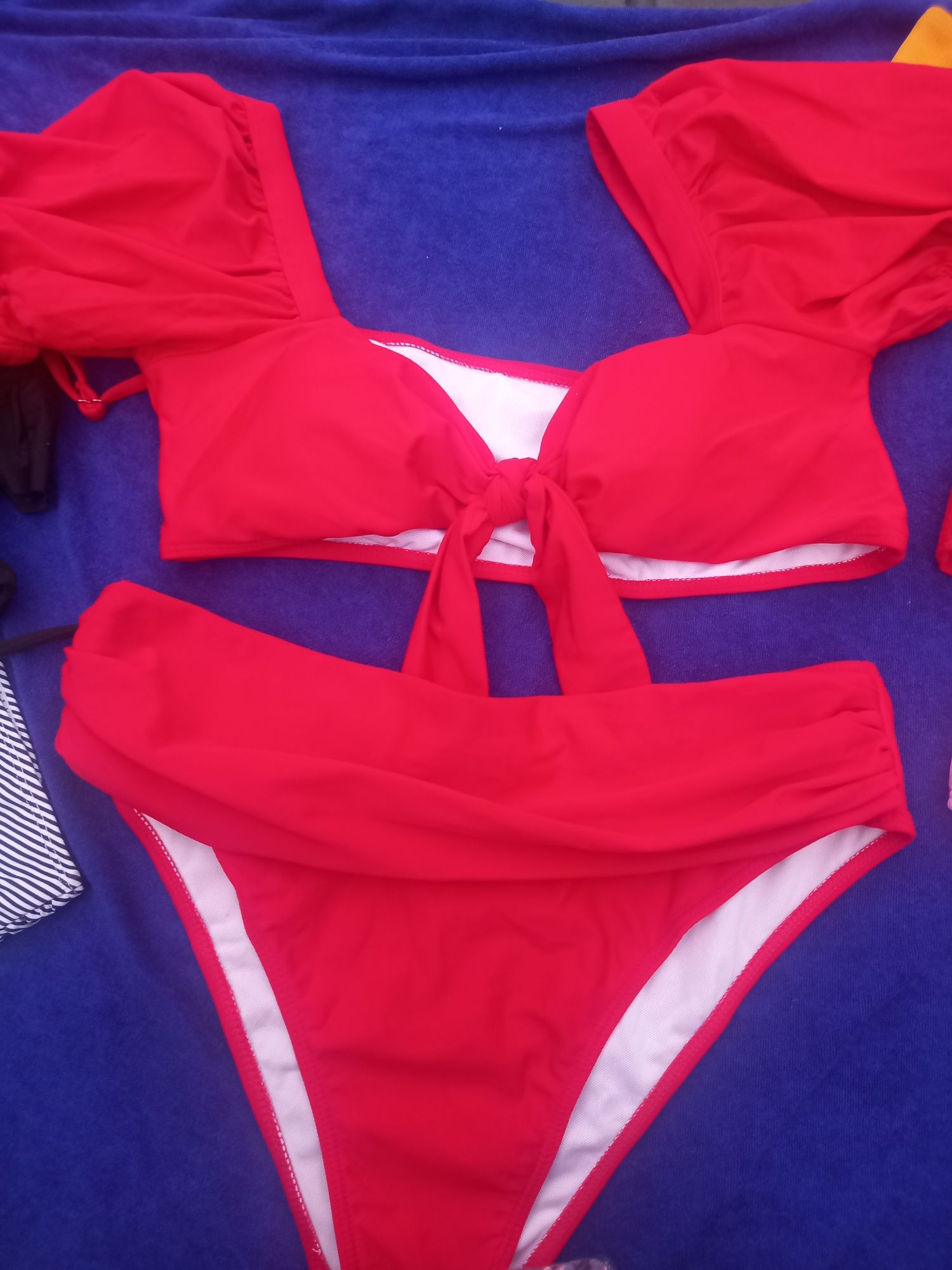 Bikinis diversos