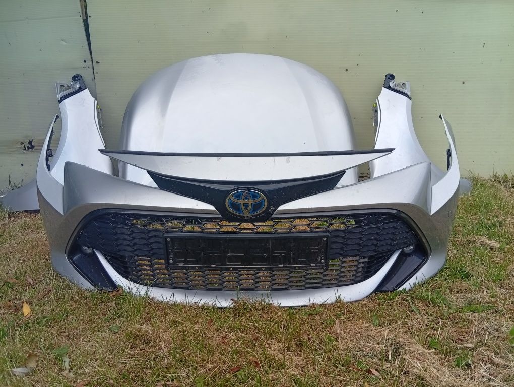 Kompletny przód Corolla E21 19+ 1J6,1f7,1L0 pas przedni z chłodnicami