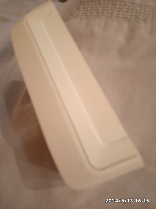 Тройник.               Розетка накладная.     .