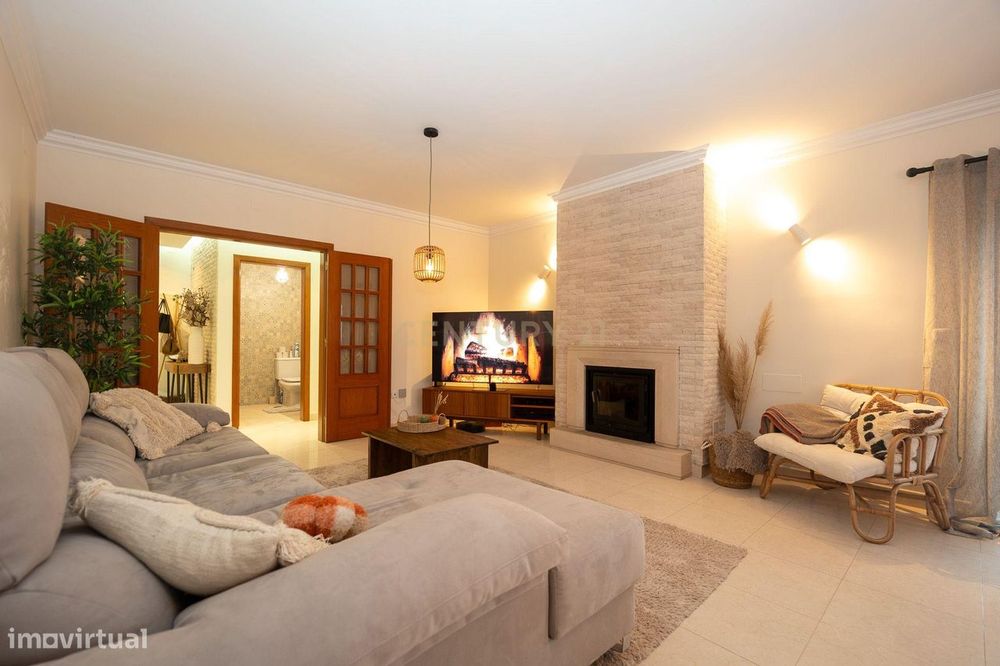 ** Espectacular Apartamento Em Mafra, Com Varandas E Parqueamento **